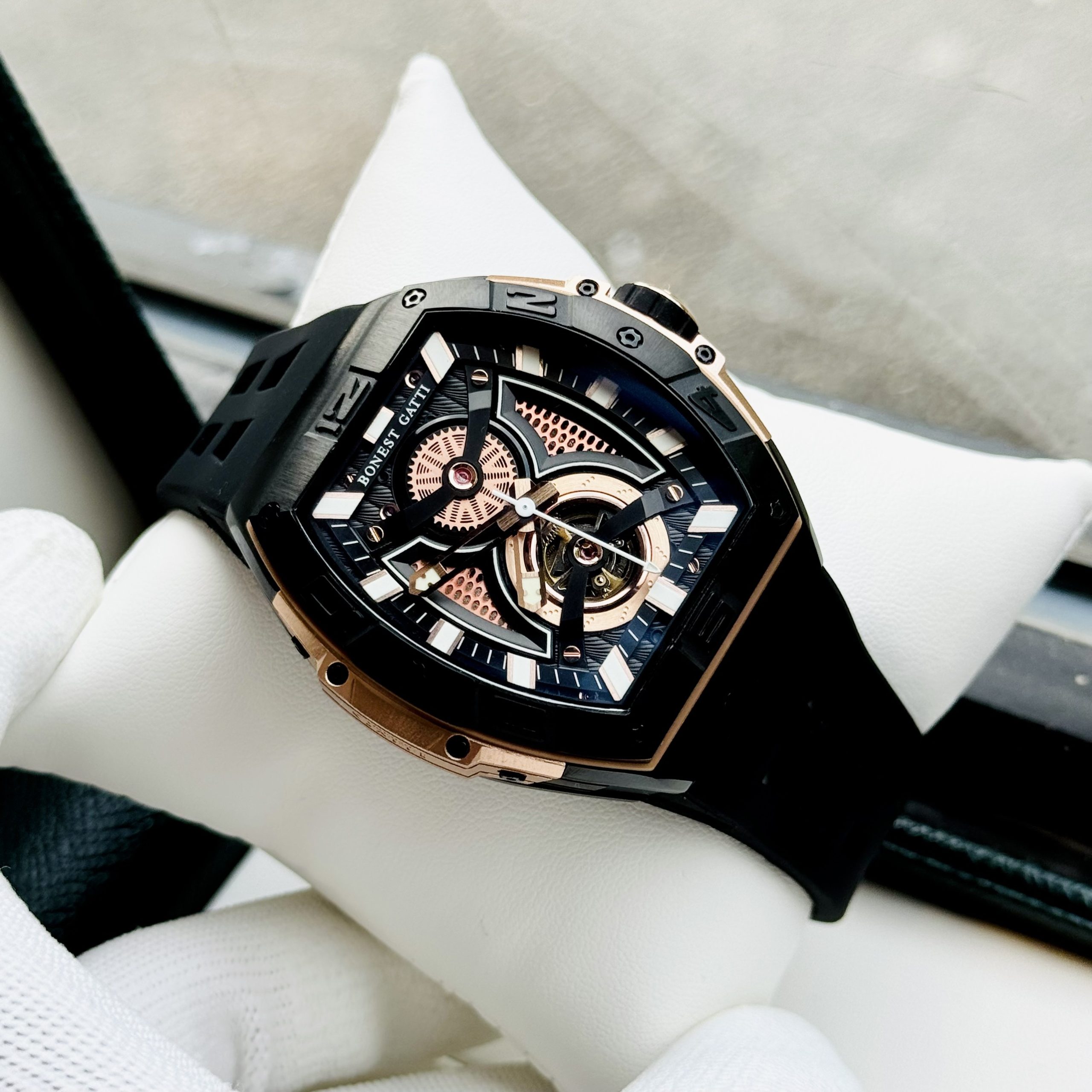 BG5701-A1 toto watch 1